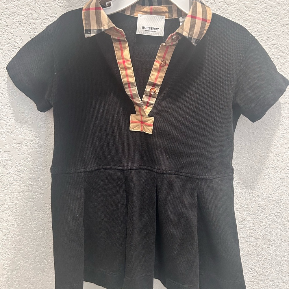 Burberry Black and Tan Casual Dress with Contrasting Collar